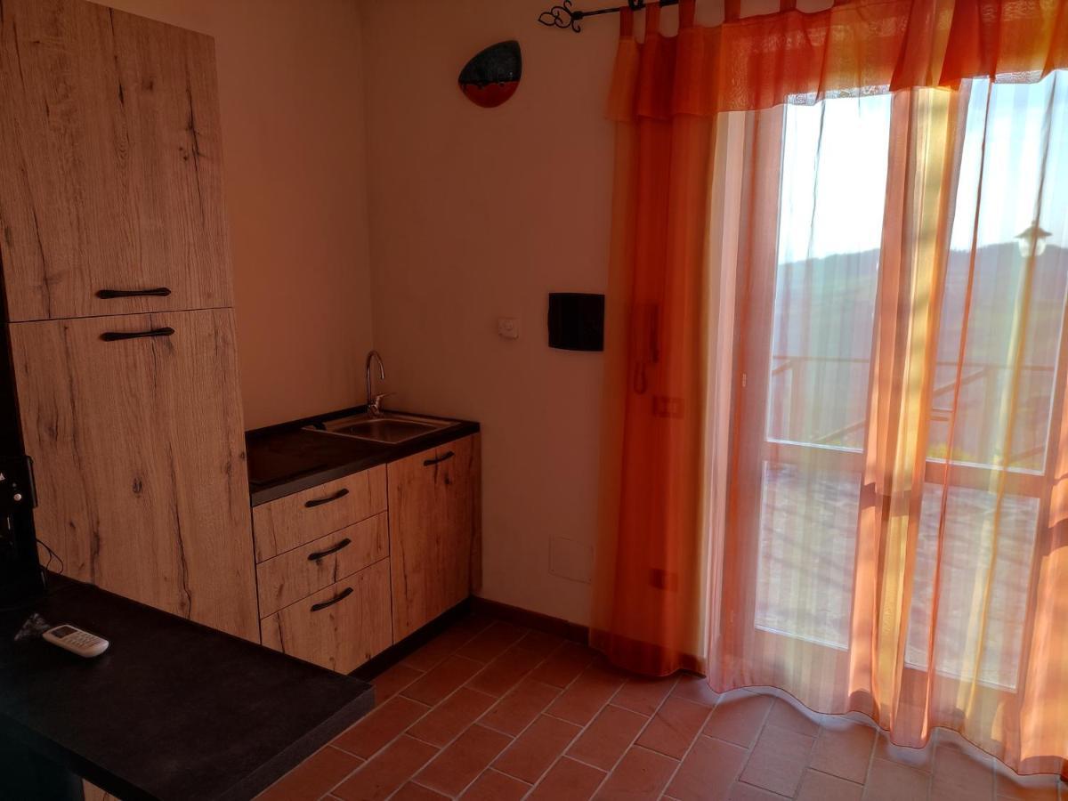 B&B Casale Roshlee Gualdo Cattaneo Esterno foto